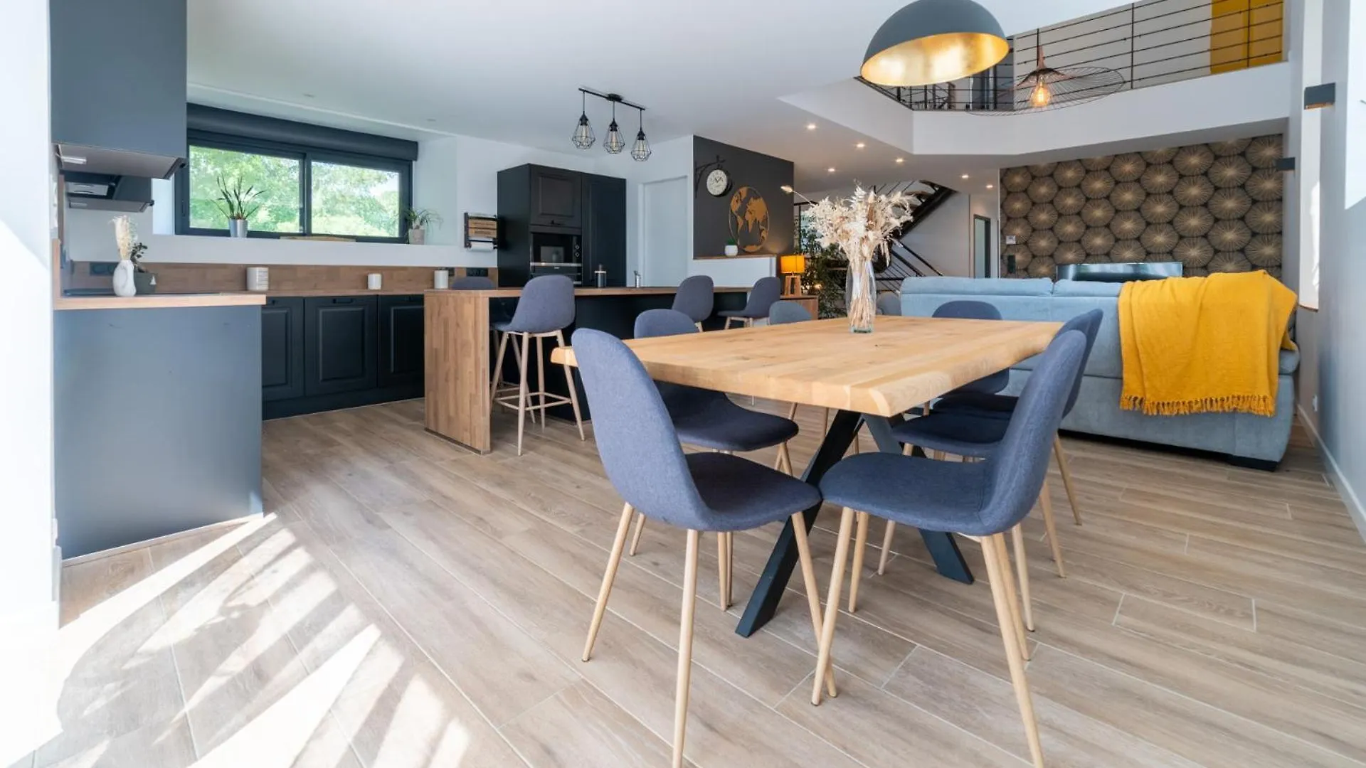 Feriehus Les Combettes - Terrasse, Jardin & Proche Lac Moyrazes